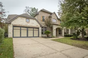 70 S Almondell Cir, The Woodlands, TX 77354 - Photo 2