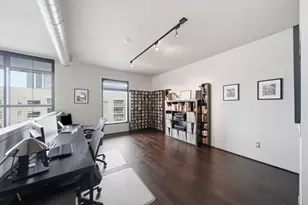 1005 S Shepherd Dr, Houston, TX 77019 - Photo 30