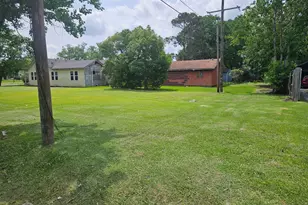 2517 18th St, Port Arthur, TX 77640 - Photo 1