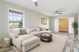 5195 Laurel St, Beaumont, TX 77707 - Photo 6