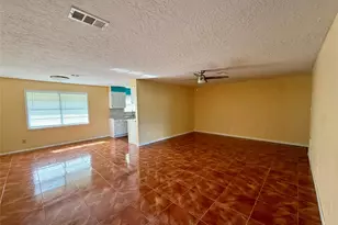 5195 Laurel St, Beaumont, TX 77707 - Photo 8