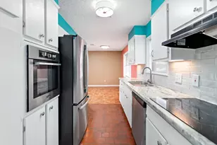 5195 Laurel St, Beaumont, TX 77707 - Photo 6