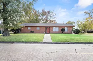 5195 Laurel St, Beaumont, TX 77707 - Photo 34