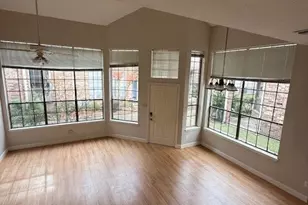 8888 Benning Dr, Houston, TX 77031 - Photo 6