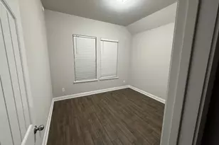 135 Bloomhill Pl, Magnolia, TX 77354 - Photo 8