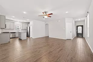 8415 Chesney Trl, Fulshear, TX 77441 - Photo 6