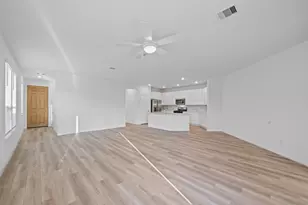 15719 Autumn Chicory Dr, Houston, TX 77044 - Photo 6