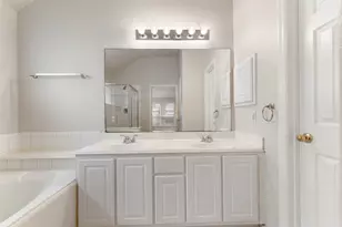 138 S Veranda Ridge Dr, The Woodlands, TX 77382 - Photo 16