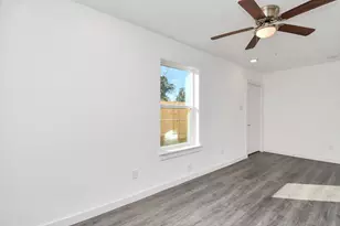 6317 Sandra St, Houston, TX 77028 - Photo 10