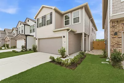 719 Majestic Eagle Court, Houston, TX 77090 - Photo 4