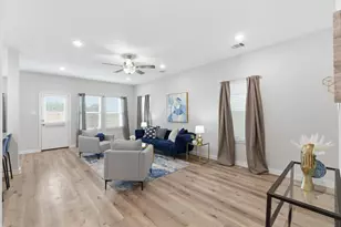 719 Majestic Eagle Ct, Houston, TX 77090 - Photo 10