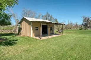 2520 County Rd 582, Brazoria, TX 77422 - Photo 38