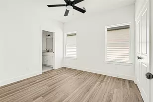 7413 Charlie St, Houston, TX 77088 - Photo 20