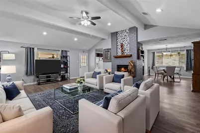 20074 Crazy Horse Circle Drive, Katy, TX 77449 - Photo 2