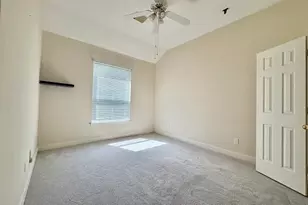 19523 Indian Hawthorn Dr, Houston, TX 77094 - Photo 16