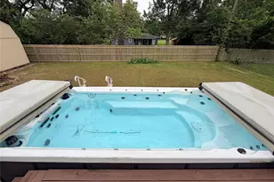 2111 Bush Dr, Huntsville, TX 77320 - Photo 14