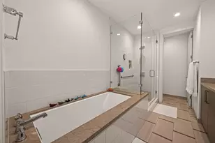 2047 Westcreek Ln, Houston, TX 77027 - Photo 14