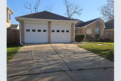 4426 Waterfall Way, Sugar Land, TX 77479 - Photo 2