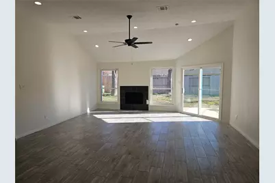 4426 Waterfall Way, Sugar Land, TX 77479 - Photo 4