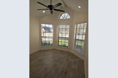 4426 Waterfall Way, Sugar Land, TX 77479 - Photo 10