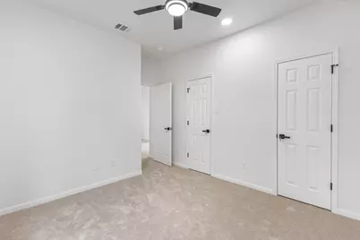 2518 Willow Springs Lane, Sugar Land, TX 77479 - Photo 16