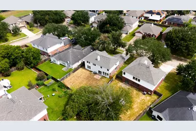 2518 Willow Springs Lane, Sugar Land, TX 77479 - Photo 28