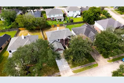 2518 Willow Springs Lane, Sugar Land, TX 77479 - Photo 30
