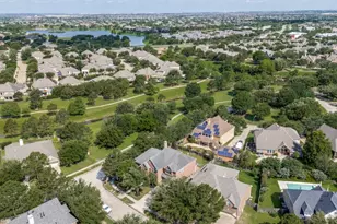 9318 Rainbluff Ln, Katy, TX 77494 - Photo 32