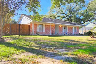 1927 Bethlehem St, Houston, TX 77018 - Photo 4