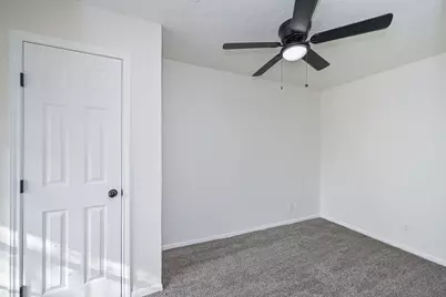 3730 Heatherbrook Drive, Houston, TX 77045 - Photo 4