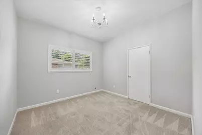 3631 Woodvalley Drive, Houston, TX 77025 - Photo 20