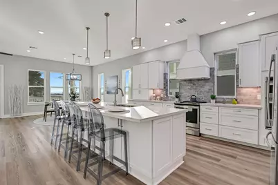1515 Bayou Shore Drive, Galveston, TX 77551 - Photo 6
