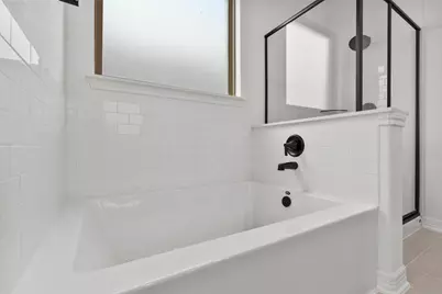 7827 Jade Crest Drive, Angleton, TX 77515 - Photo 8