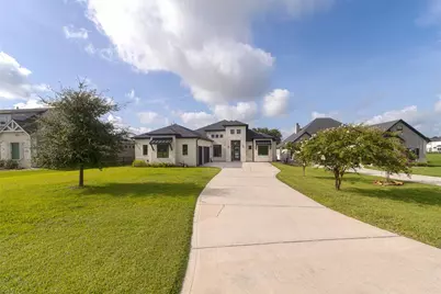 11653 Grandview Drive, Montgomery, TX 77356 - Photo 2