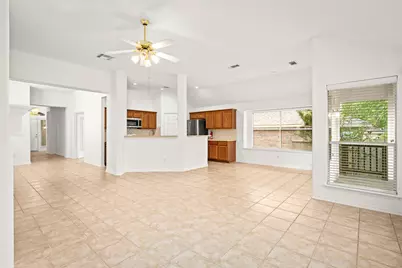 142 S Veranda Ridge Drive, The Woodlands, TX 77382 - Photo 8