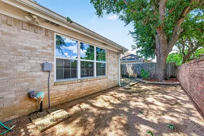 1518 Locke Lane, Sugar Land, TX 77478 - Photo 26
