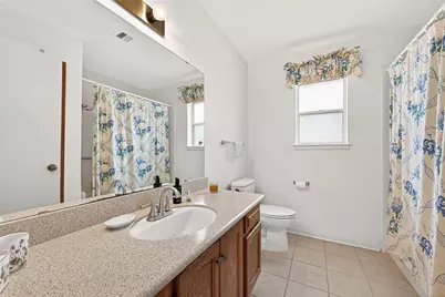 1518 Locke Lane, Sugar Land, TX 77478 - Photo 20