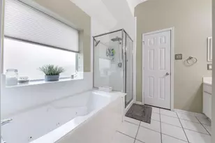 10006 King William Dr, La Porte, TX 77571 - Photo 18