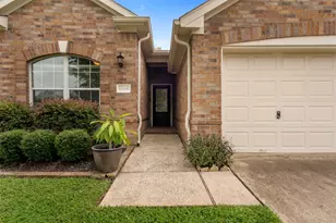 10006 King William Dr, La Porte, TX 77571 - Photo 2
