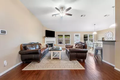 10006 King William Drive, La Porte, TX 77571 - Photo 8
