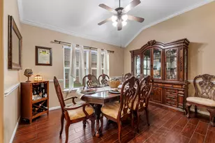 10006 King William Dr, La Porte, TX 77571 - Photo 12