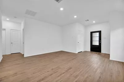 6208 Russett Elm Court, Houston, TX 77365 - Photo 6