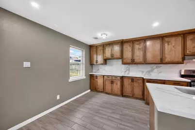 2217 Hickory Lane, Pasadena, TX 77502 - Photo 18