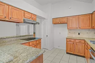 3806 Carya Cir, Sugar Land, TX 77479 - Photo 6