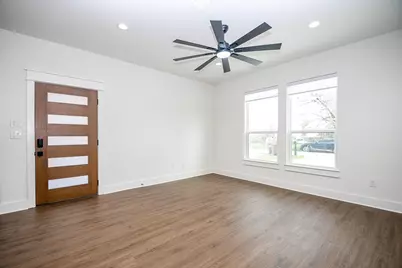 4101 Victoria Avenue #B, Dickinson, TX 77539 - Photo 6
