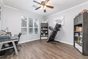 5530 Green Meadow Ct, League City, TX 77573 - Photo 8