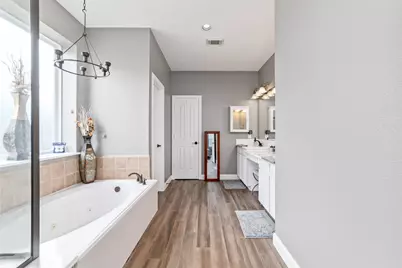 5530 Green Meadow Court, League City, TX 77573 - Photo 20