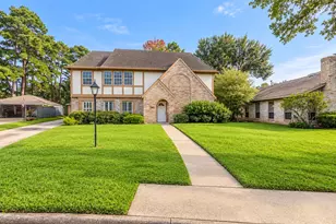 7411 Bairnsdale Ln, Houston, TX 77070 - Photo 4