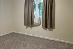 115 N Shirley St, Alvin, TX 77511 - Photo 12