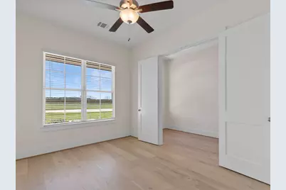 226 Hydrangea Drive, Smithville, TX 78957 - Photo 4